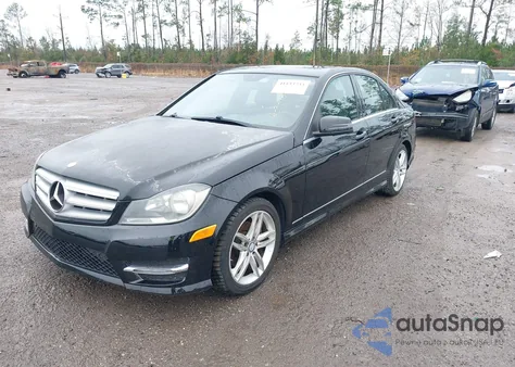 2013 Mercedes-Benz C 250 Luxury/Sport from USA, damaged, VIN WDDGF4HB5DA862291